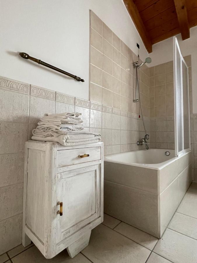 B&B Il Melograno Monzambano Dış mekan fotoğraf